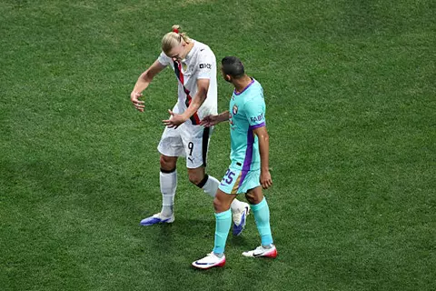 ارتكب ركلة جزاء.. ماذا قدم ربيعة مع العين أمام مانشستر سيتي؟